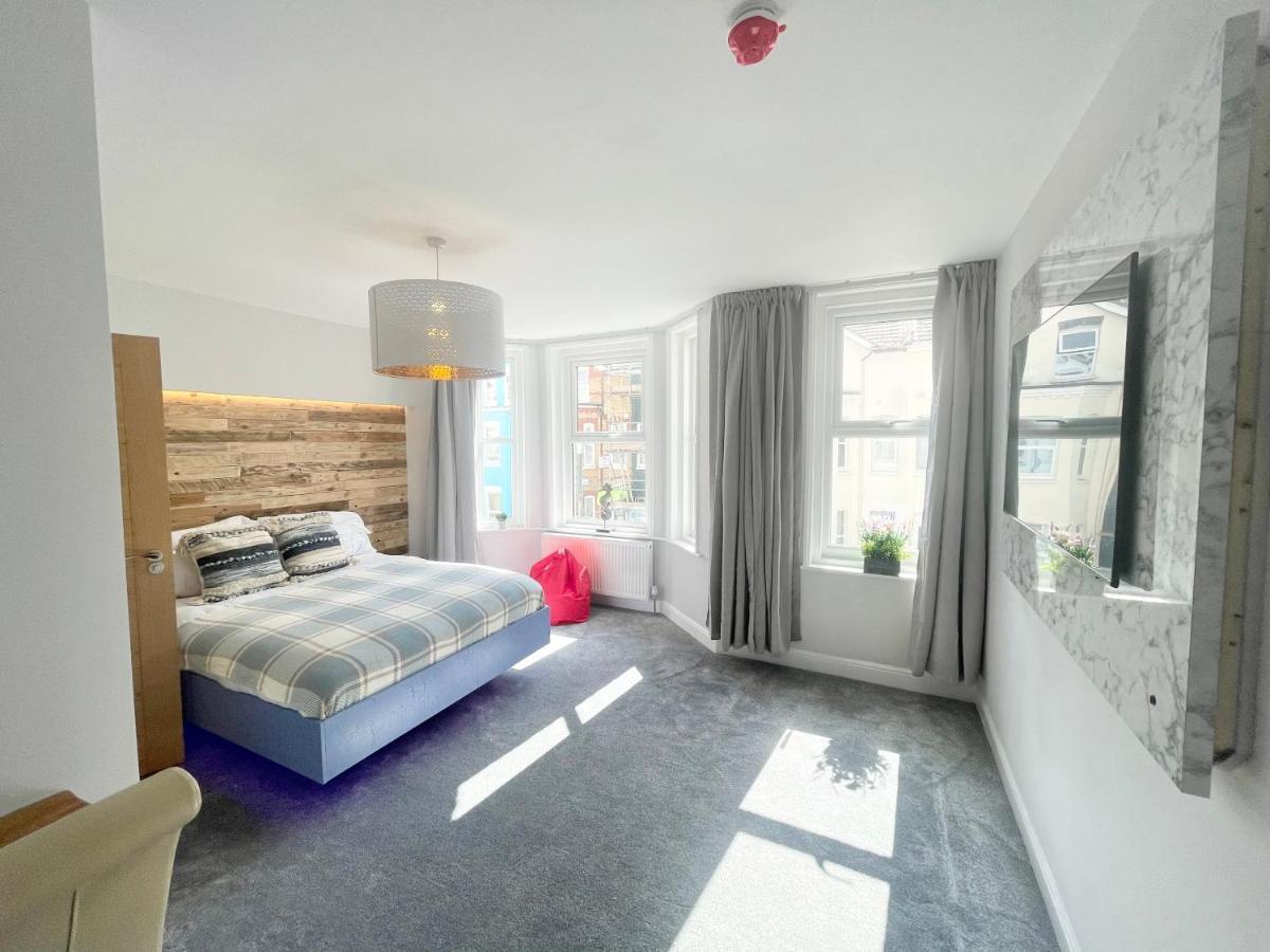 Cloud9 Guest House - By Coastline Retreats - Newly Renovated, Beautiful Ensuite Rooms Near Seafront In Town Centre, Netflix, Superfast Wifi, Communal Kitchen 본머스 외부 사진